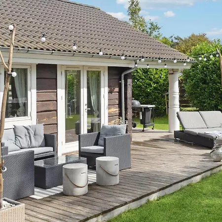 Gorgeous In Vaeggerlose With Sauna Feriehus