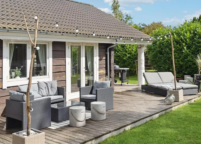 Gorgeous In Vaeggerlose With Sauna Nyaraló